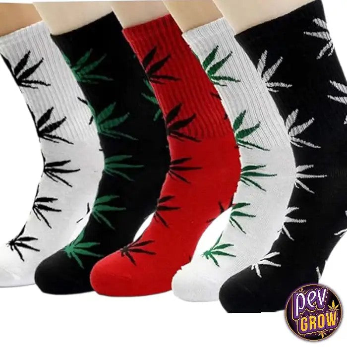 Chaussettesfeuillesdecannabis
